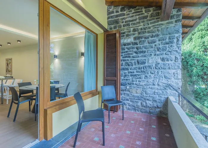 Daire Casa Sandra Giardino E Perledo