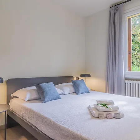 Casa Sandra Giardino E Varenna